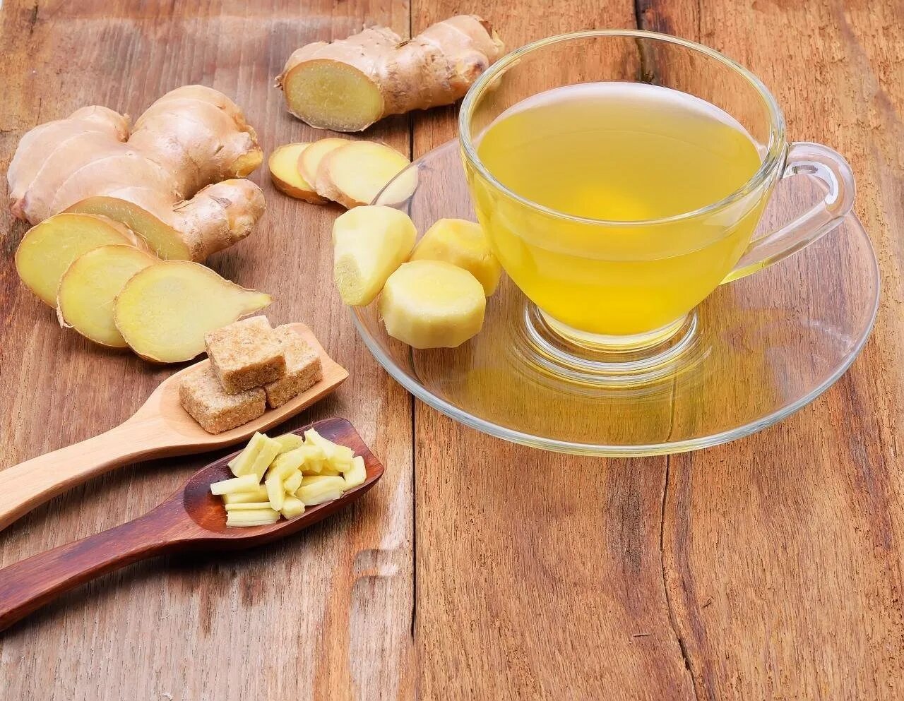 Чем полезен чай с имбирем. Чай с имбирем. Имбирный чай с лимоном. Ginger tea (имбирный чай. Чай с лимоном и медом.