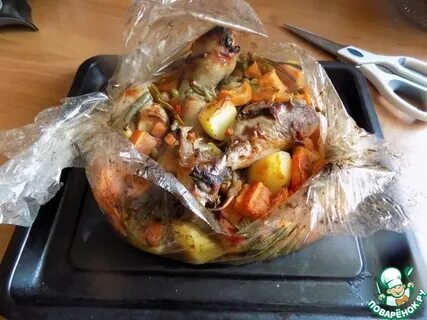 Ножки с овощами в духовке в рукаве