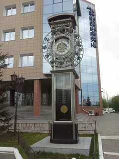 Памятники 2015 года