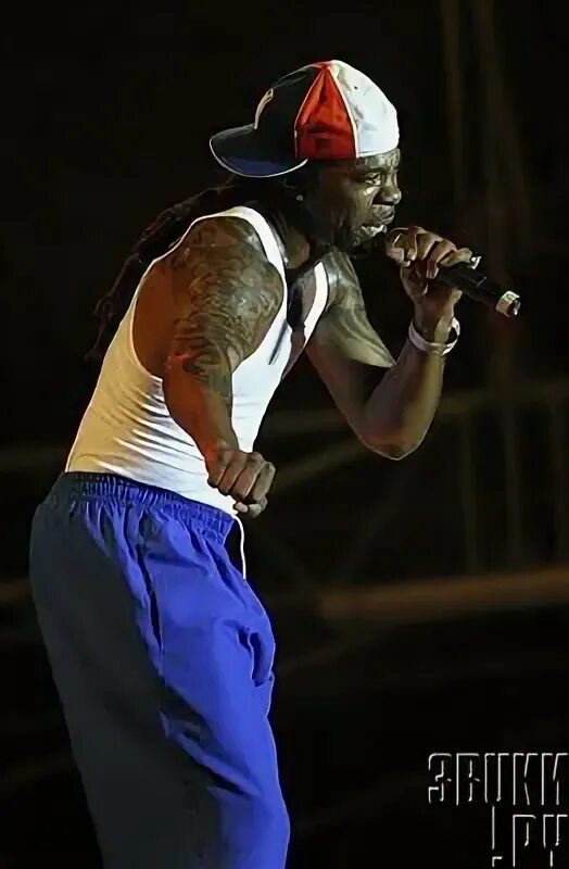 Константино песни. D. Feel исполнитель. Рекорд исполнитель. Record исполнитель.