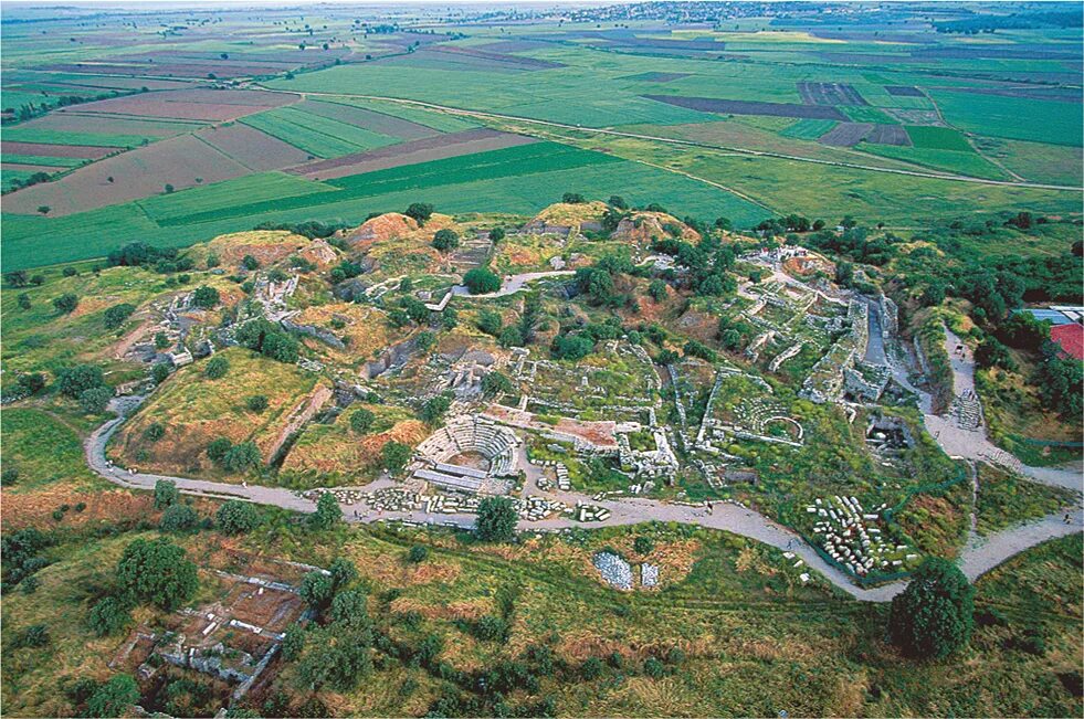 троя холм гиссарлык. деревня гиссарлык. город под холмом гиссарлык 4 буквы. холм гиссарлык в турции. холм гиссарлык в турции.