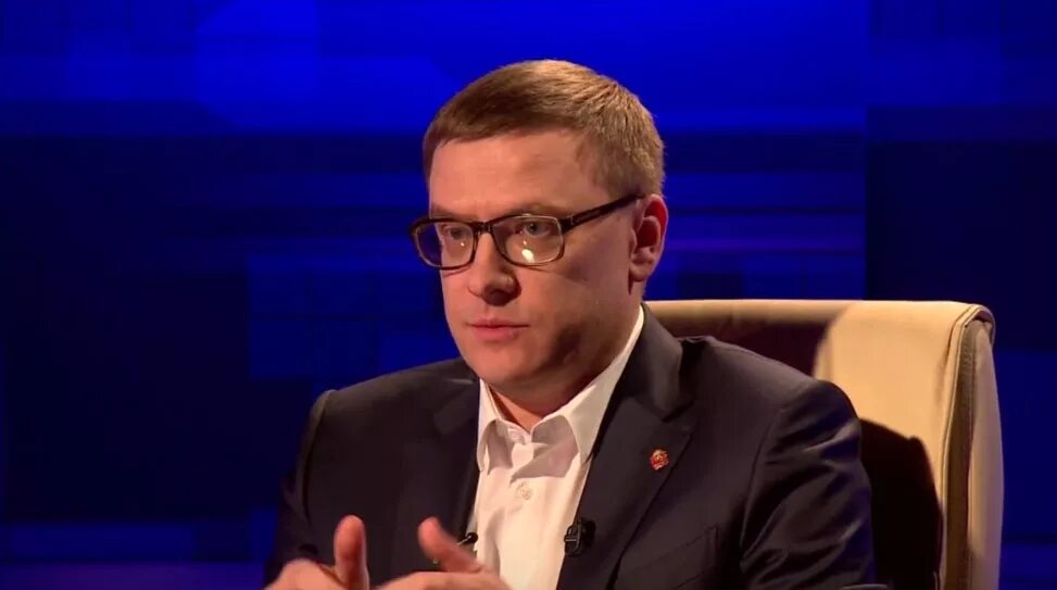 человек на собеседовании. интервью беседа. собеседование фотосток. интервьюеры 2023. проведение собеседования.