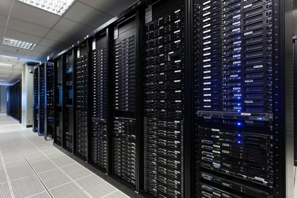 Ibm service. Корпорация ibm. американская корпорация ibm. сервер ibm 2000 года. ibm штаб квартира.