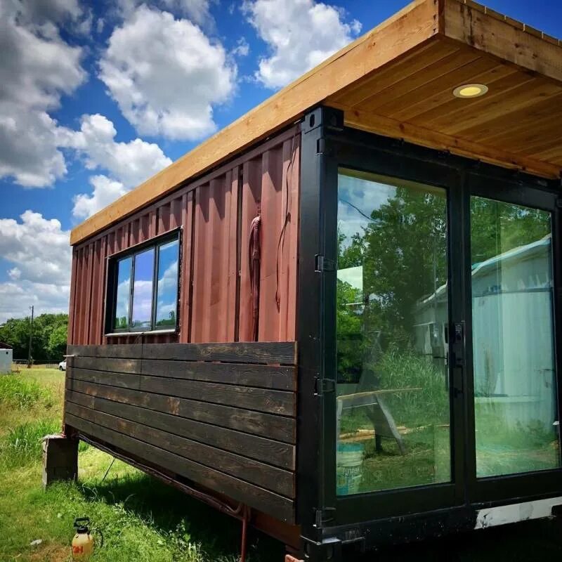 Минидом "Бригитта". Минидом ДОМИЛЬОН проект. ЭКОДОМ контейнер. Tiny House с односкатной крышей. Модульный морской контейнер