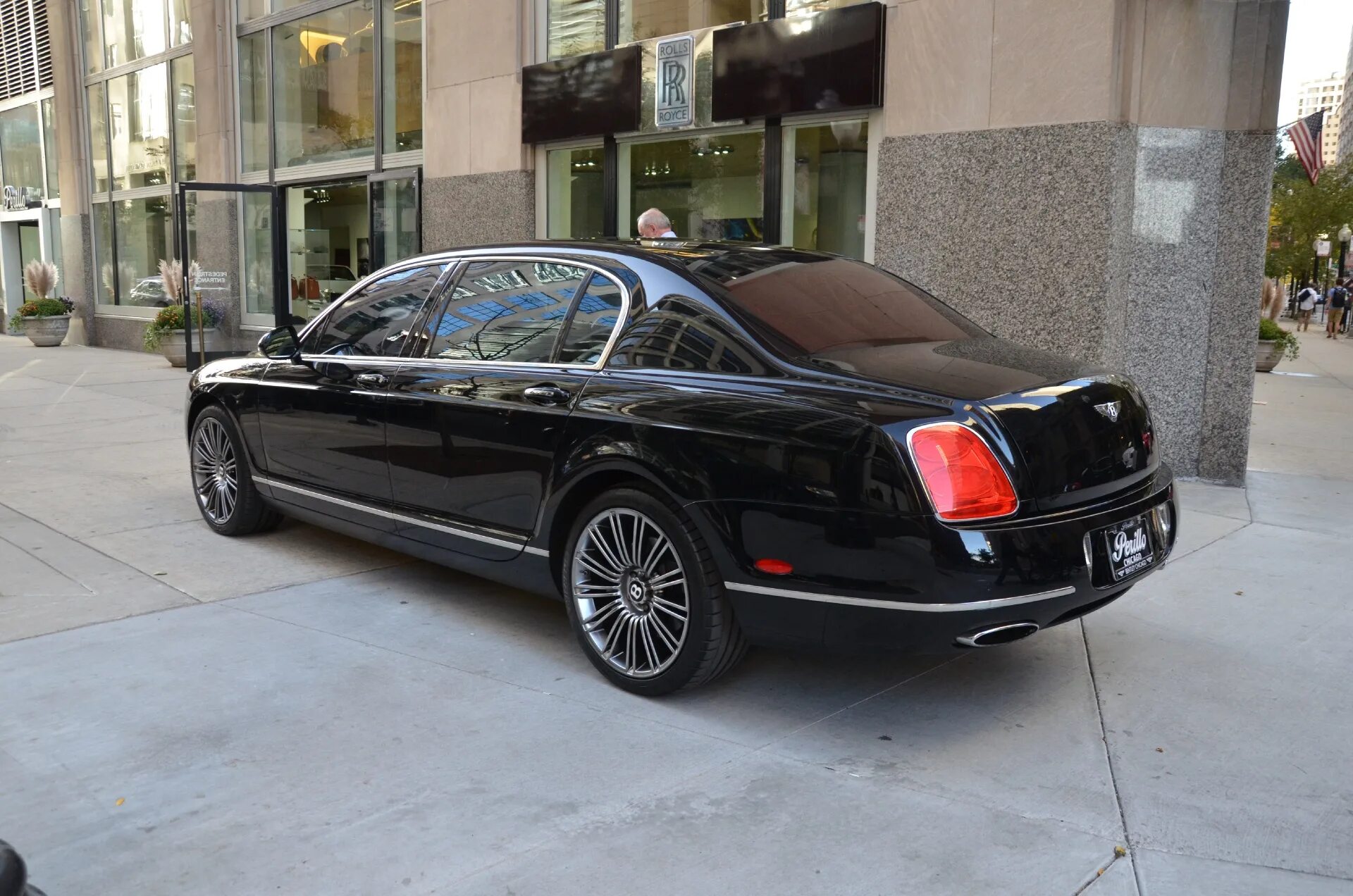 Бентли continental flying spur. Bentley Flying Spur 2013. 2013 Bentley Continental Flying Spur. Бентли Континенталь Флаинг Спур 2013. Bentley Flying Spur 2013 черная.