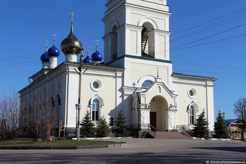Храм б