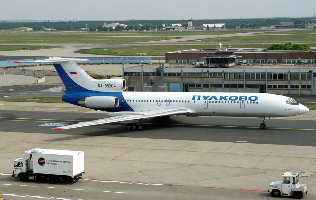 Azur air занзибар. авиакомпании спб. лоукостеры из санкт-петербурга. самолет победа. авиакомпания россия пулково.