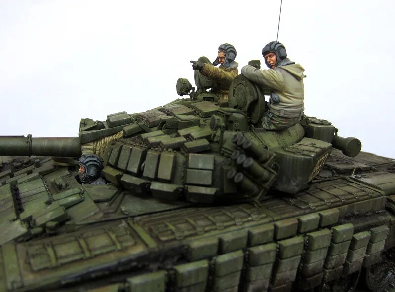 Танкист русский 1/35. Советские танкисты 1/35 звезда. Модель т-80бв. 3615 российские танкисты звезда, 1/35. Танкисты звезда 1/35.