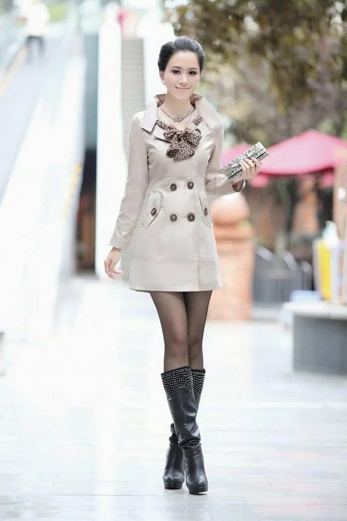 девушка в пальто. весенние куртки женские. зимне весенняя одежда. стильная девушка в куртке. весенняя одежда для женщин.