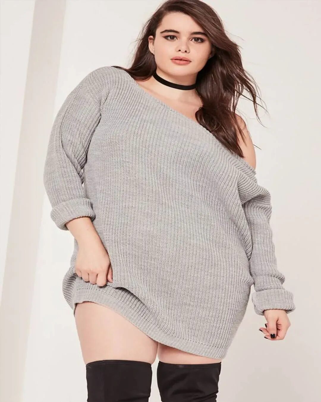 Пальто оверсайз street style. Модель оверсайз. Оверсайз плюс сайз. Модель оверсайз. Пальто плюс сайз 2021.