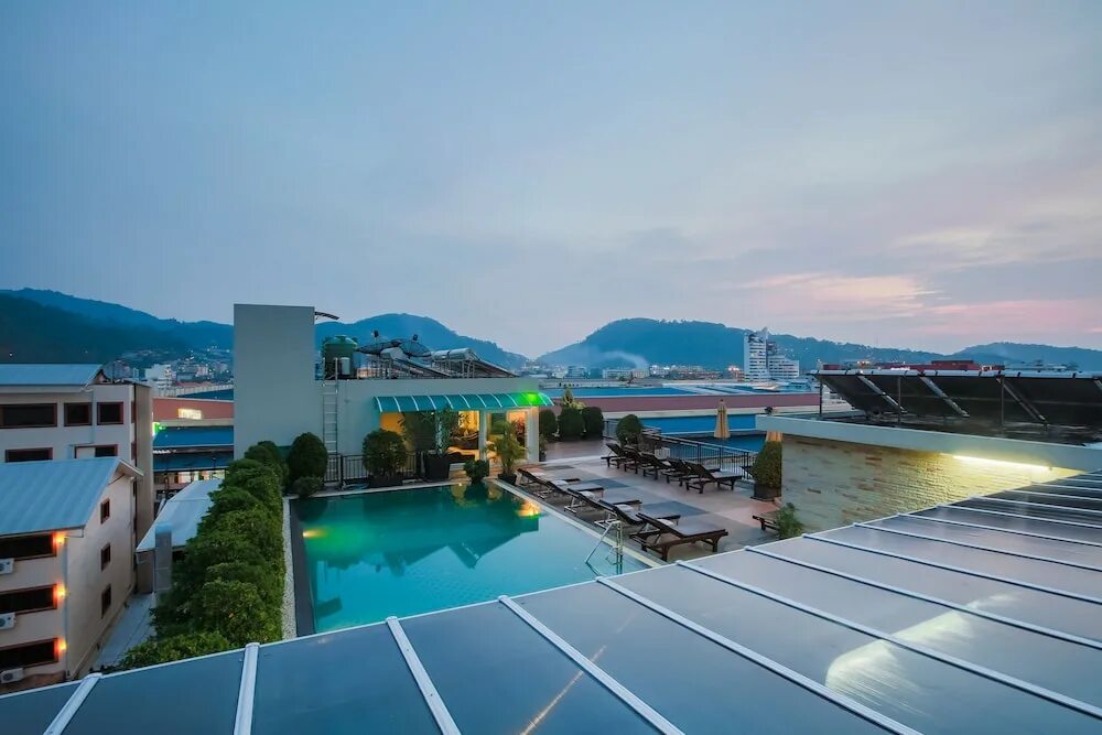 Azure phuket 3. Rcb patong hotel 3*. azure hotel. орлан патонг. пхукет патонг гостиница три бай эпикей отзывы.