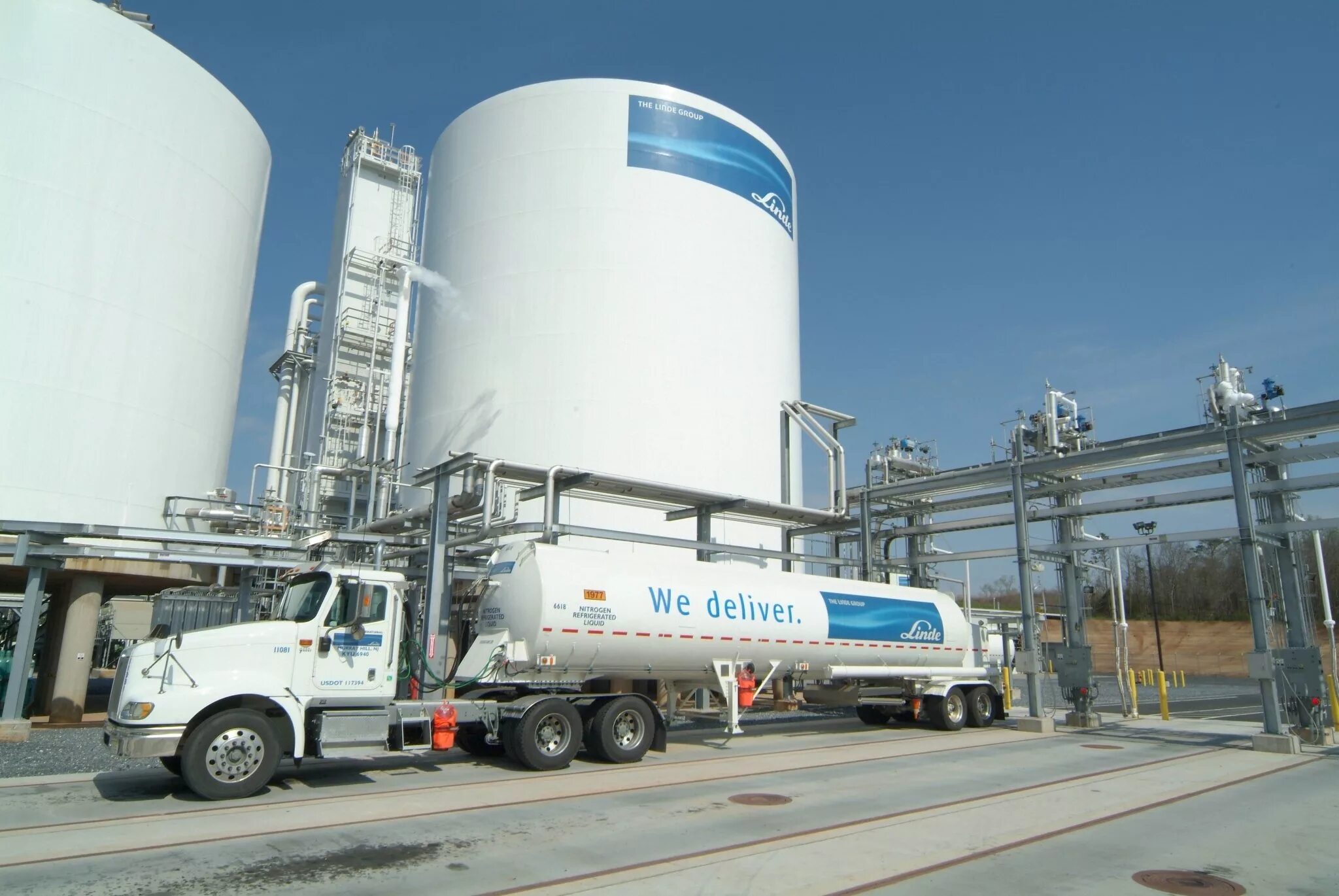 Газовая промышленность. Химическая промышленность фрг. Нефтеперерабатывающая промышленность канады. Industrial gases. Водородная энергетика росатом.