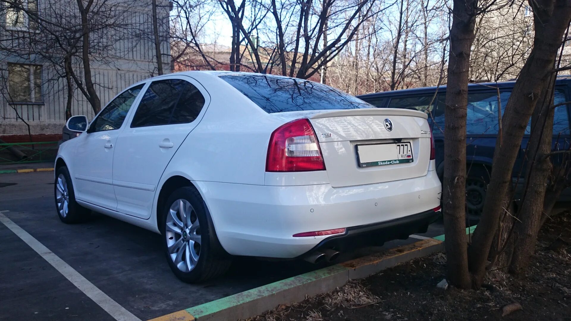 Skoda a5 1.8. Skoda Octavia a5 1.8 TSI. Шкода 1.5. Стейдж 1 шкода