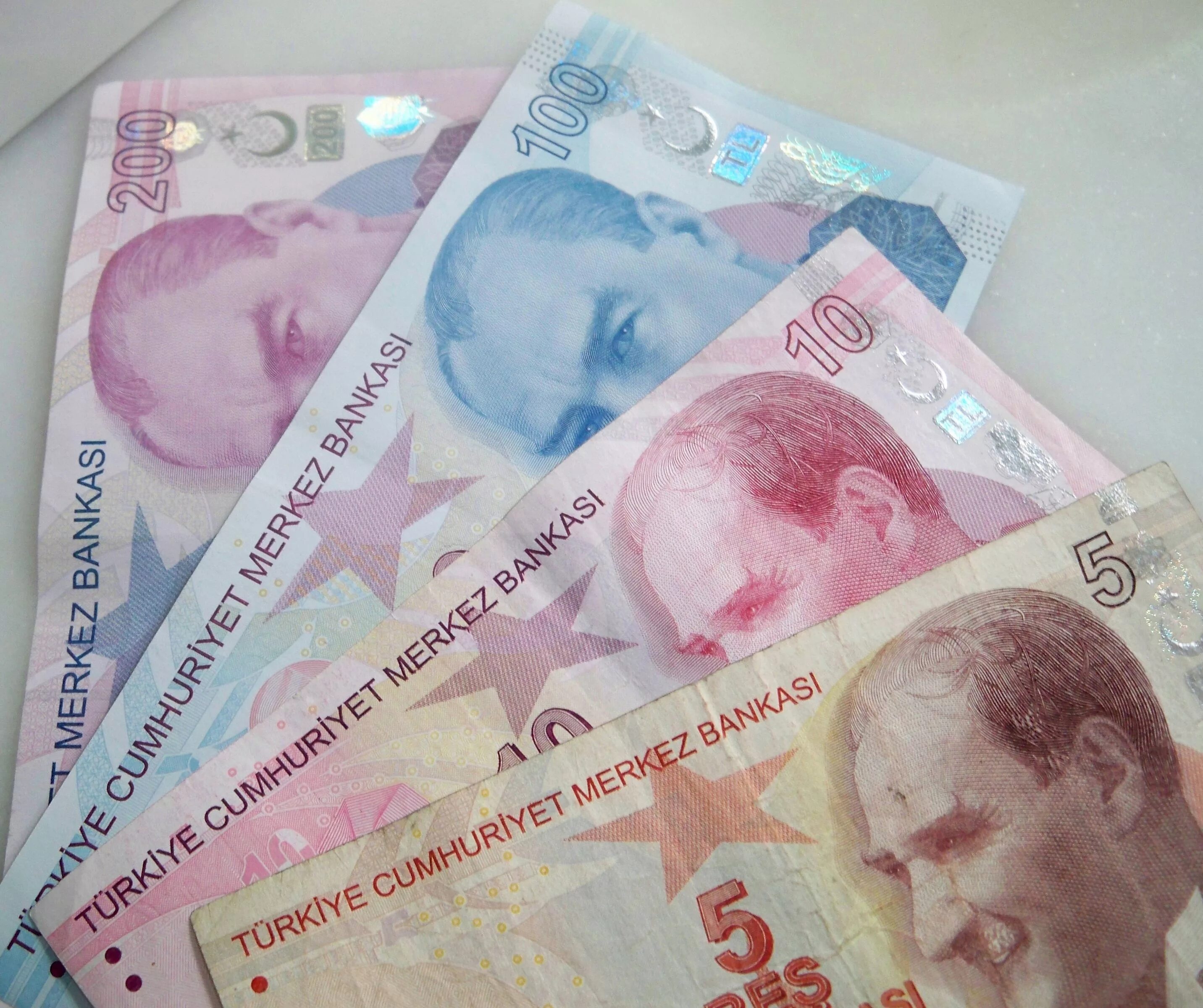 200 tl. 200 Турецких лир. 200tl ВСУМ. 200 Lira.