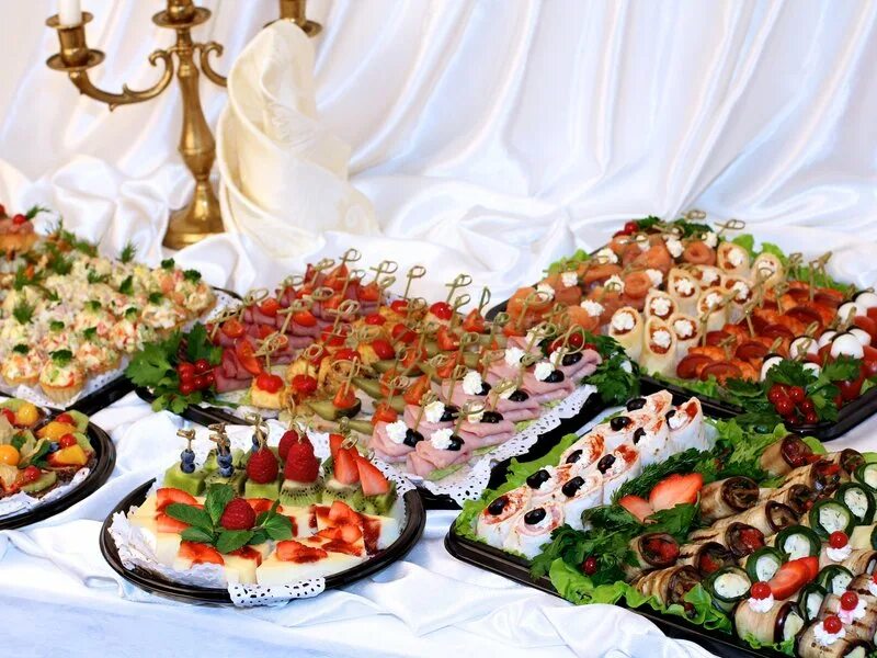украшение фуршетного стола. фуршетный стол. фуршетный стол невесты. фуршетный стол. фуршетный стол невесты.