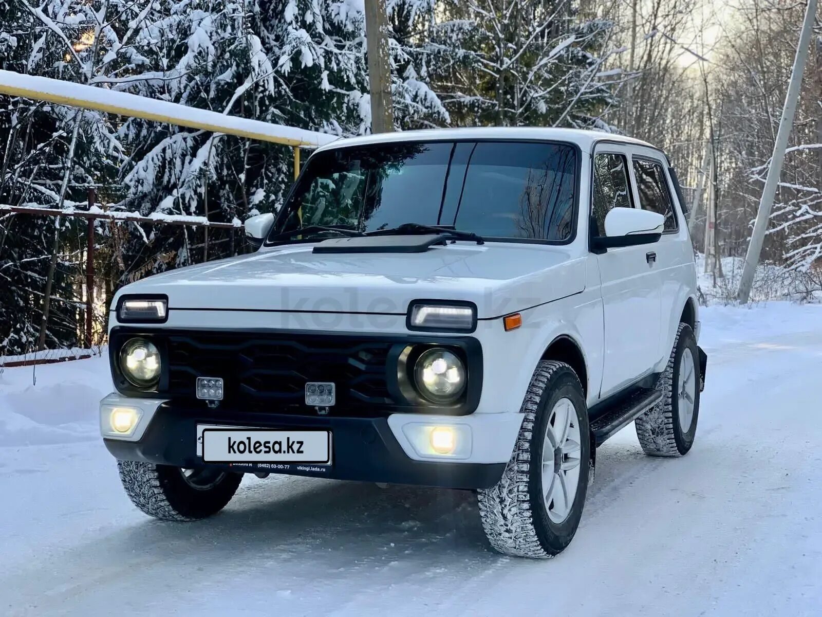 Авито ульяновск нива бу. На авито нива в городе бийск. Авито ульяновск нива бу. Нива без двигателя. Нива 2121 сине зеленая.