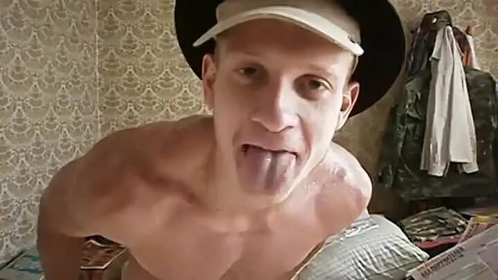 Симаков идущий к реке. Симаков идущий к реке