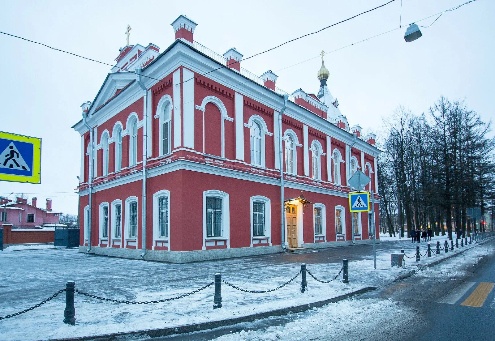 Храм вознесения господня в колпино расписание. Церковь-школа вознесения господня в колпино. Храм вознесения господня в колпино расписание. Церковь николая чудотворца на колпинском кладбище. Храм вознесения господня в колпино расписание.