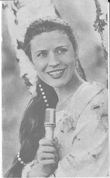 Фото "Певица Валентина Толкунова", 1970-е - История России в фотографиях