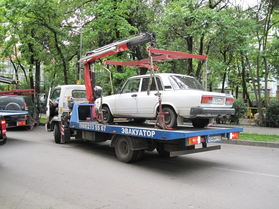Услуги эвакуатора. 438926 эвакуатор. Эвакуатор 2123. Эвакуатор 2121. Эвакуатор 2121.