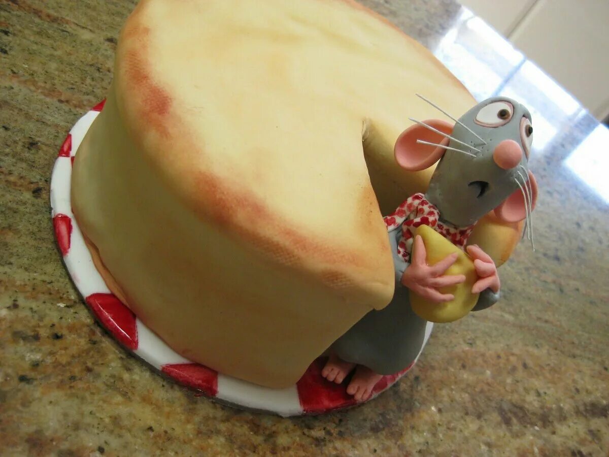 Cake?! Pastry Chef Alena Foni Makes Insanely Realistic Cakes That Will Amaze Any