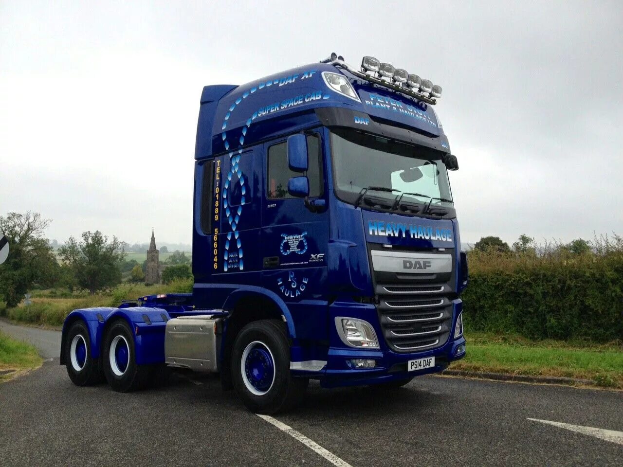Тягачи даф 106. Daf xf 106 белый. Daf xf 510. Седельный тягач daf xf 106 красный. Тягачи даф 106.