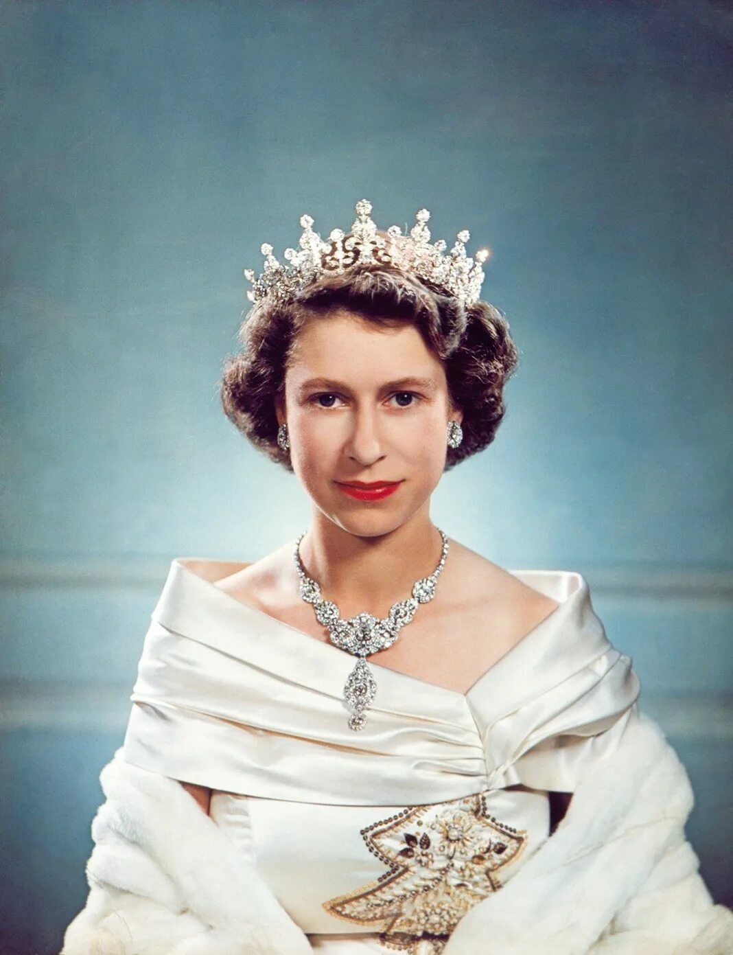 Королева в молодости. Queen elizabeth ii в молодости. королева елизавета вторая в молодости. елизавета 2 1952. элизабет королева англии в молодости.