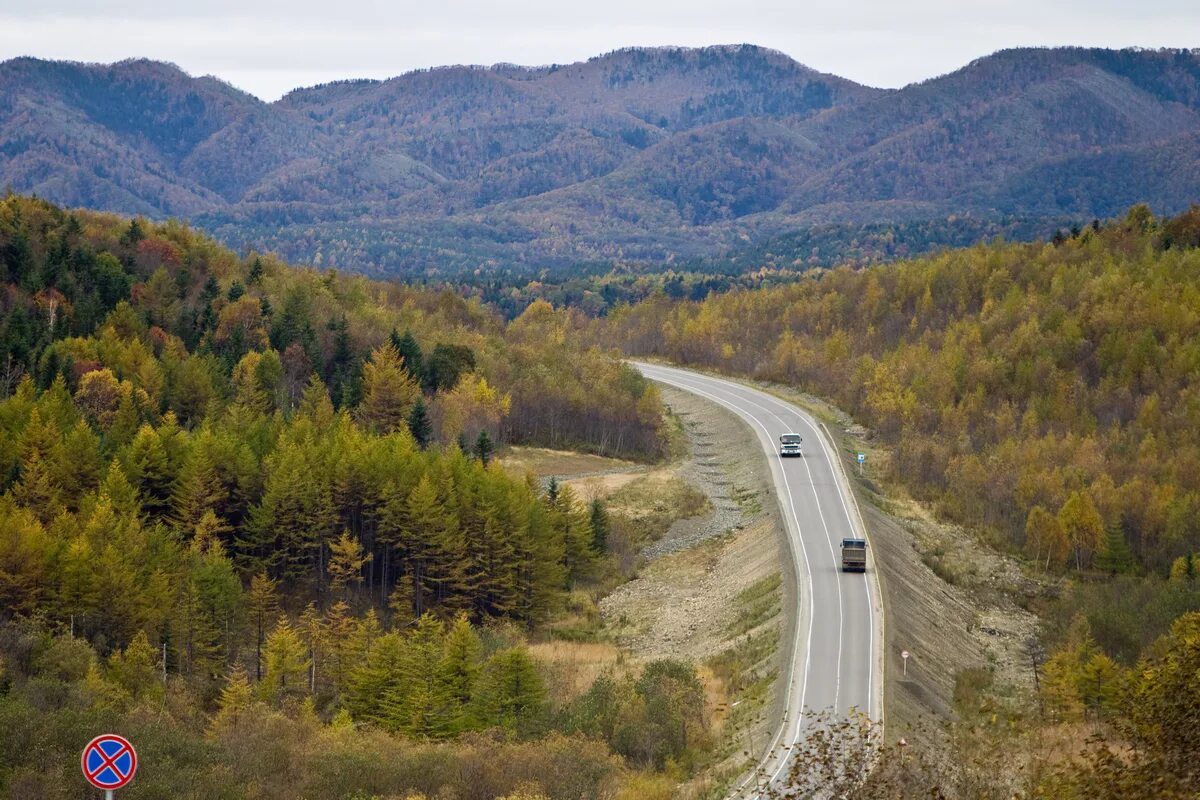 Федеральная трасса южно-сахалинск. Автодорога южно-сахалинск оха. Дорога южно-сахалинск корсаков. Су4 сахалин городок. Перевал холмск южно-сахалинск.