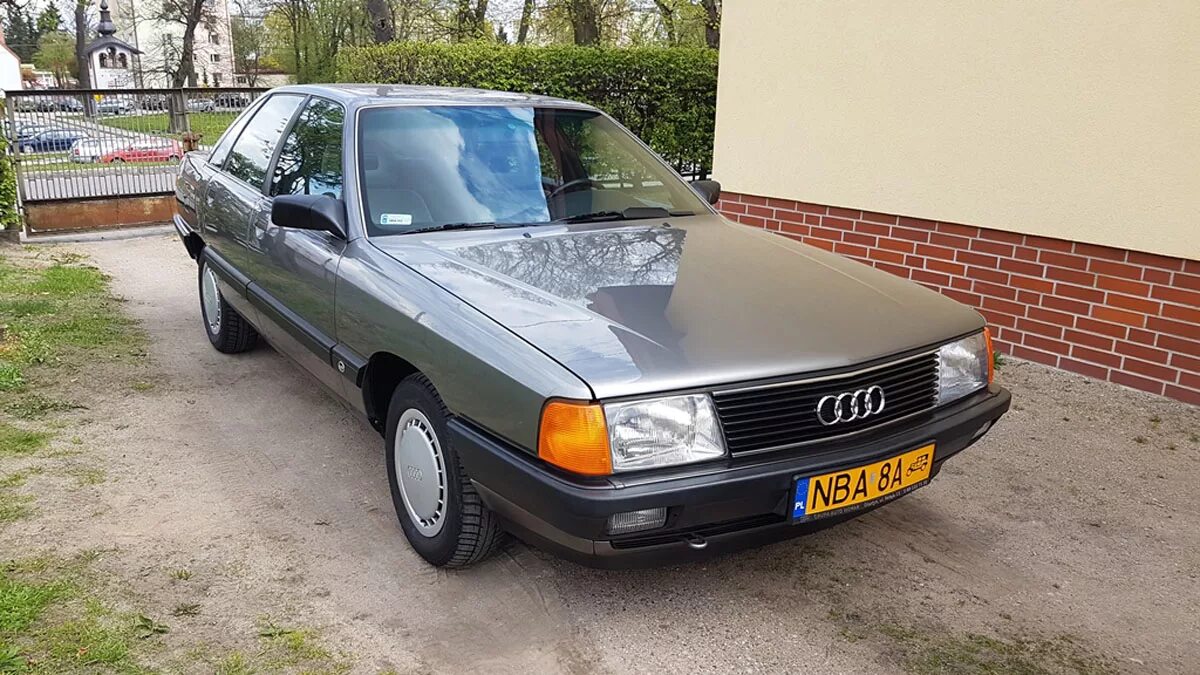 Audi 100 c3. Audi 100 c3 1988. Ауди 100 с3. Ауди 100 1988.