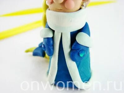 Снегурочка из мягкого пластилина