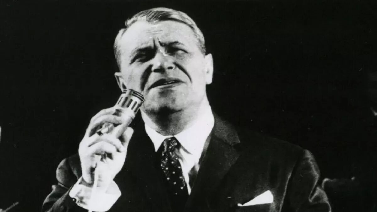 Портрет марка бернеса. Жизнь марка бернеса. Портрет марка бернеса. Жизнь марка бернеса. Макс беренес в молодости.