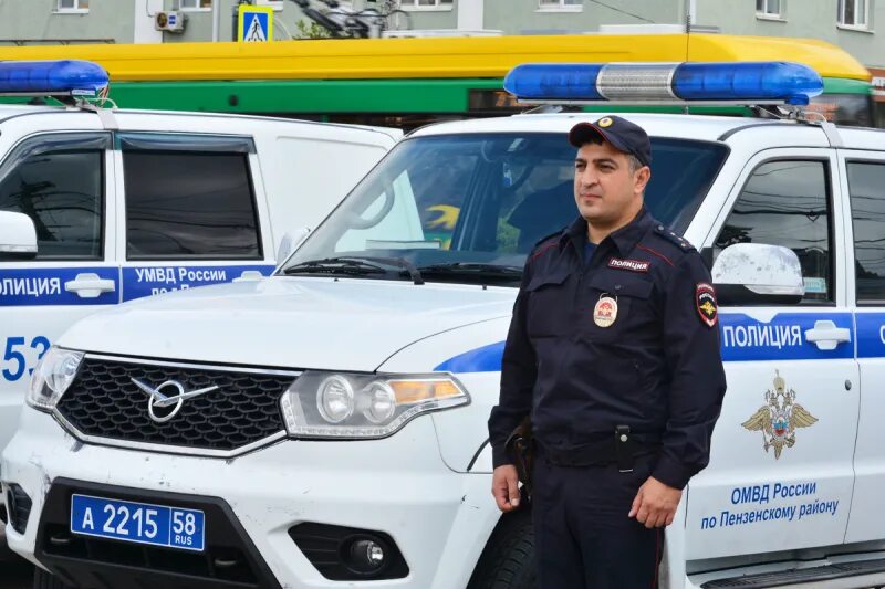 В Кузнецке мужчина взломал дверь кафе и похитил бензопилу РИА Пензенской области