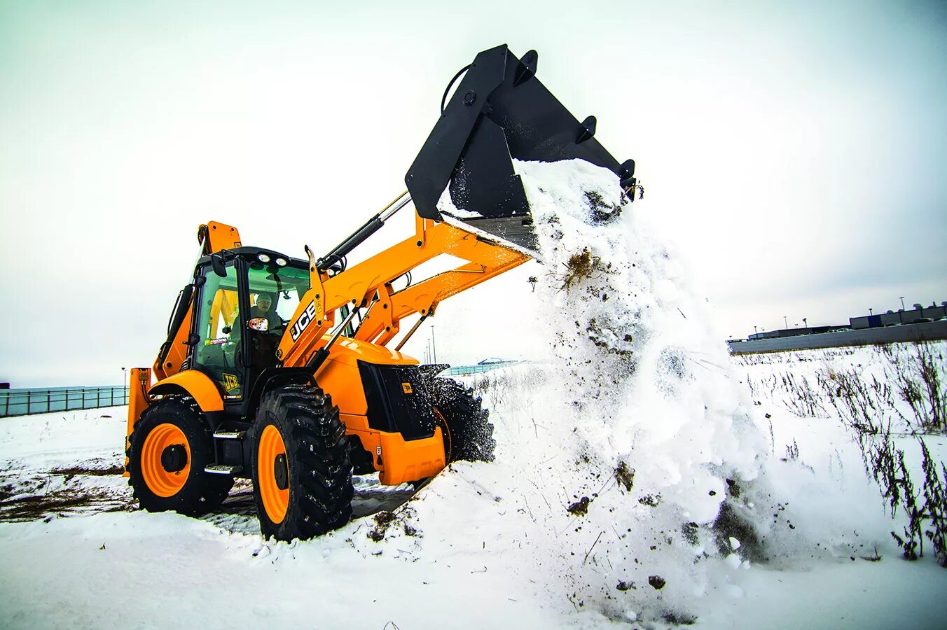 JSB экскаватор 3cx. Уборка снега JCB 4cx. Трактор JCB 3cx. Уборка снега JCB 3cx.