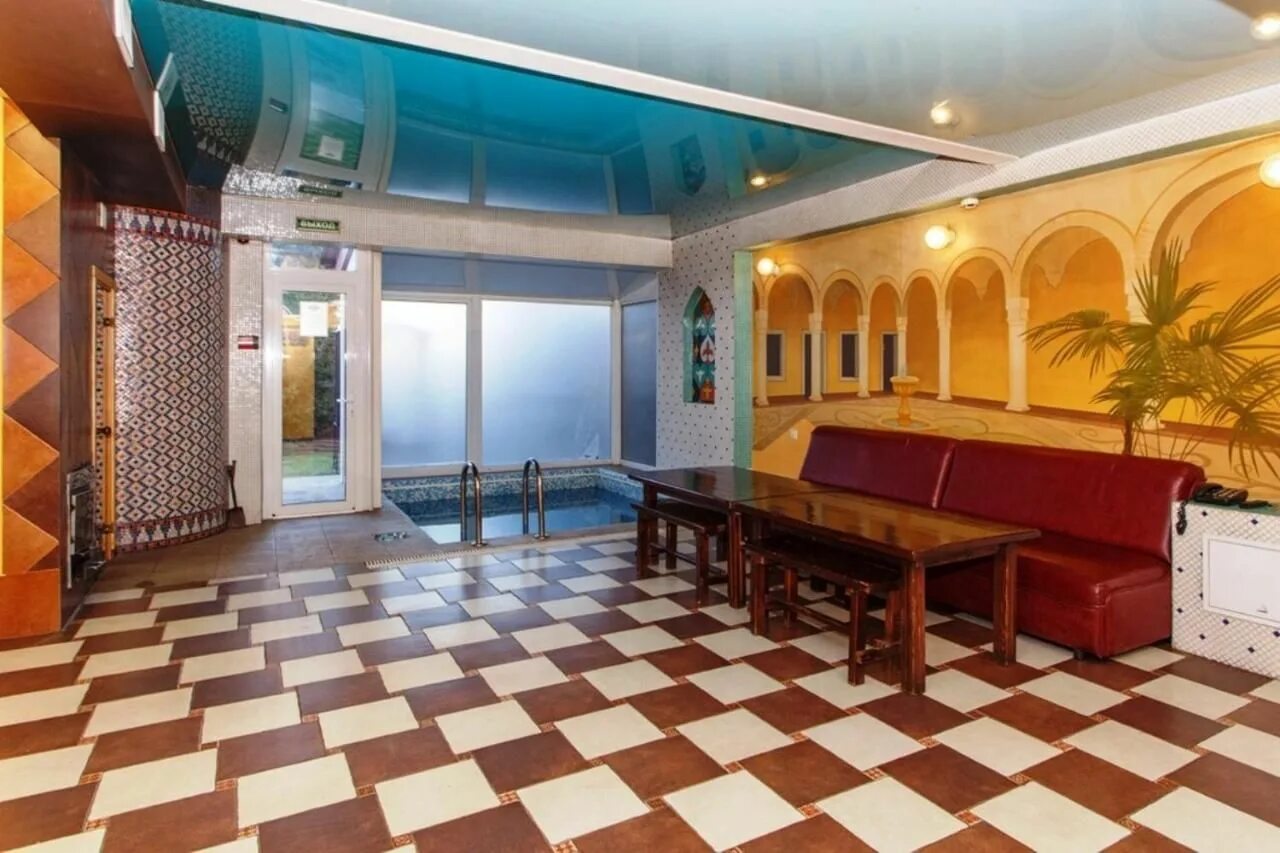 Discovery hotels. Discovery hotels. Отель дис. Discovery hotels. Гостиница дискавери новосибирск фото.