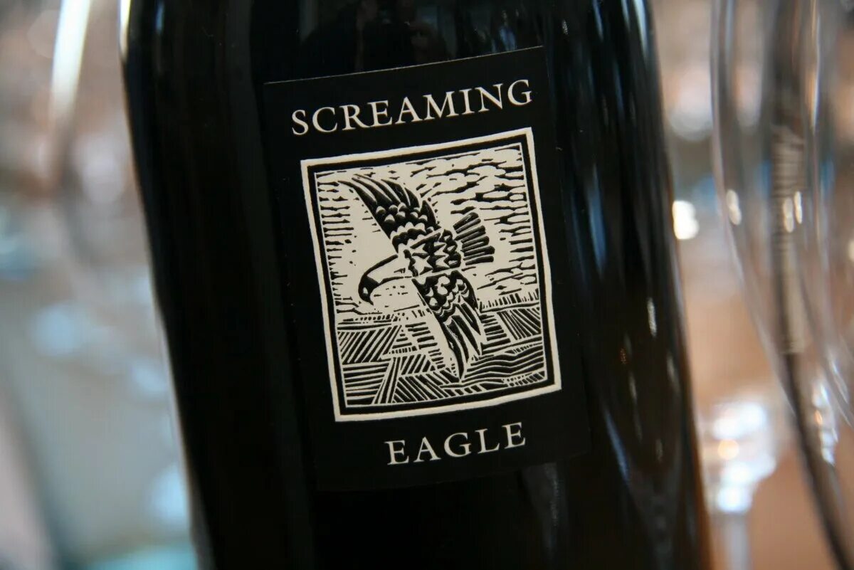 Вино арестов. Каберне Совиньон screaming Eagle 1992. Каберне Совиньон screaming Eagle. Screaming Eagle вино 1992. Screaming Eagle Cabernet 1992 г..