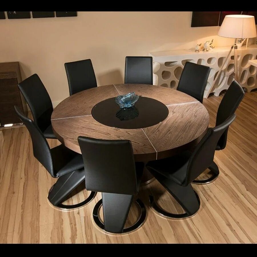 За круглый стол на 51 стульев. Большой круглый стол. Стол кухонный круглый. Современный круглый стол. Круглый стол в интерьере.
