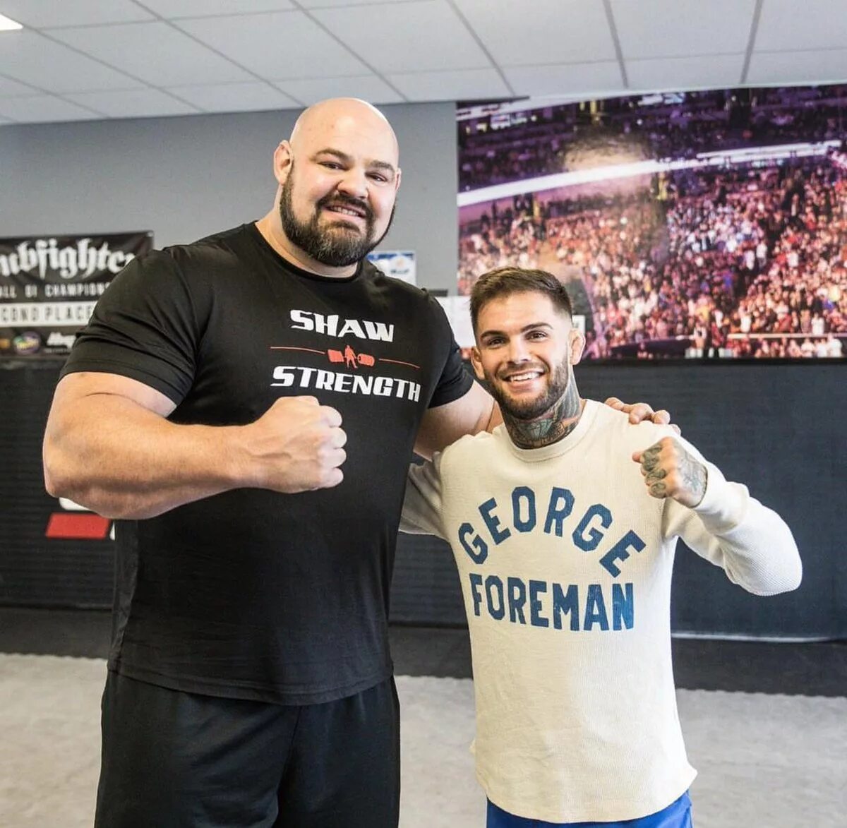 Brian shaw. Брайан шоу. Brian Shaw Strongman. Brian Shaw рост. Брайан шоу рост вес.