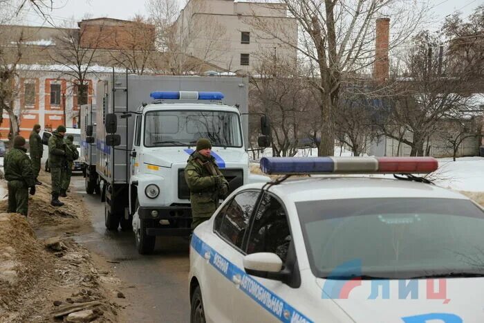 Сводки лнр сегодня. Новости в Луганске на сегодня обстановка. Драбов сегодня новости последнего часа. Житловка обстановка на сегодня. Заставка передача новостей ЛНР.