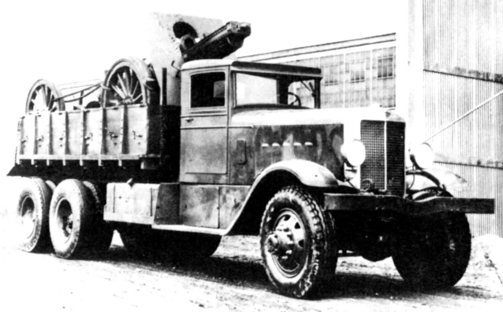 Qmc ru. Marmon тягач. Американский грузовик второй мировой. Армейские Грузовики США 1930-Е годы. Старые тягачи FWD.