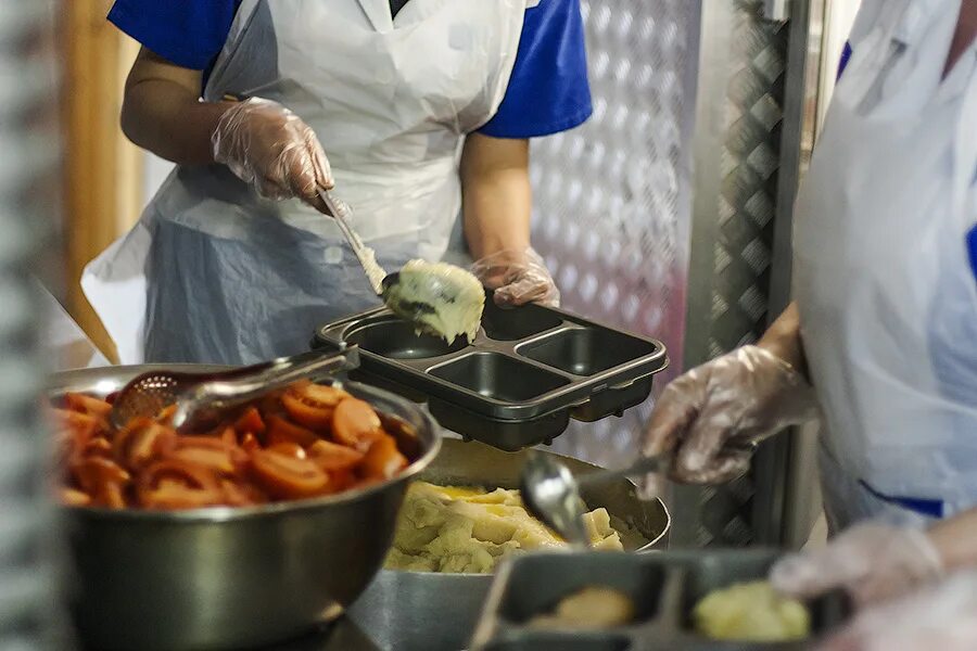 пищеблок в больнице. пищеблок медицинского учреждения. кухня в больнице. оборудование для пищеблока. кухня пищеблок больницы.