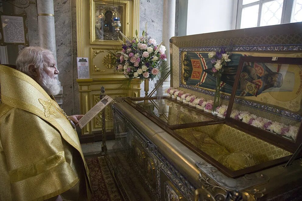 мощи иакова яковлевский храм. св димитрий ростовский мощи. обретение мощей святителя димитрия ростовского. мощи в ростове. мощи димитрия ростовского.