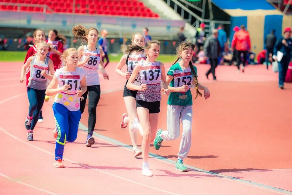 Академия летних видов спорта красноярск. Спортсмены москвы. Печать крайспорт красноярска. Крайспорт. Крайспорт.