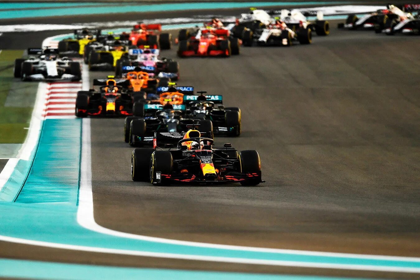 Какие гран при формулы 1. F1 2021 Абу Даби. Формула 1 Гран при Абу Даби. F1 Abu Dhabi 2020. F1 Abu Dhabi GP 2021.