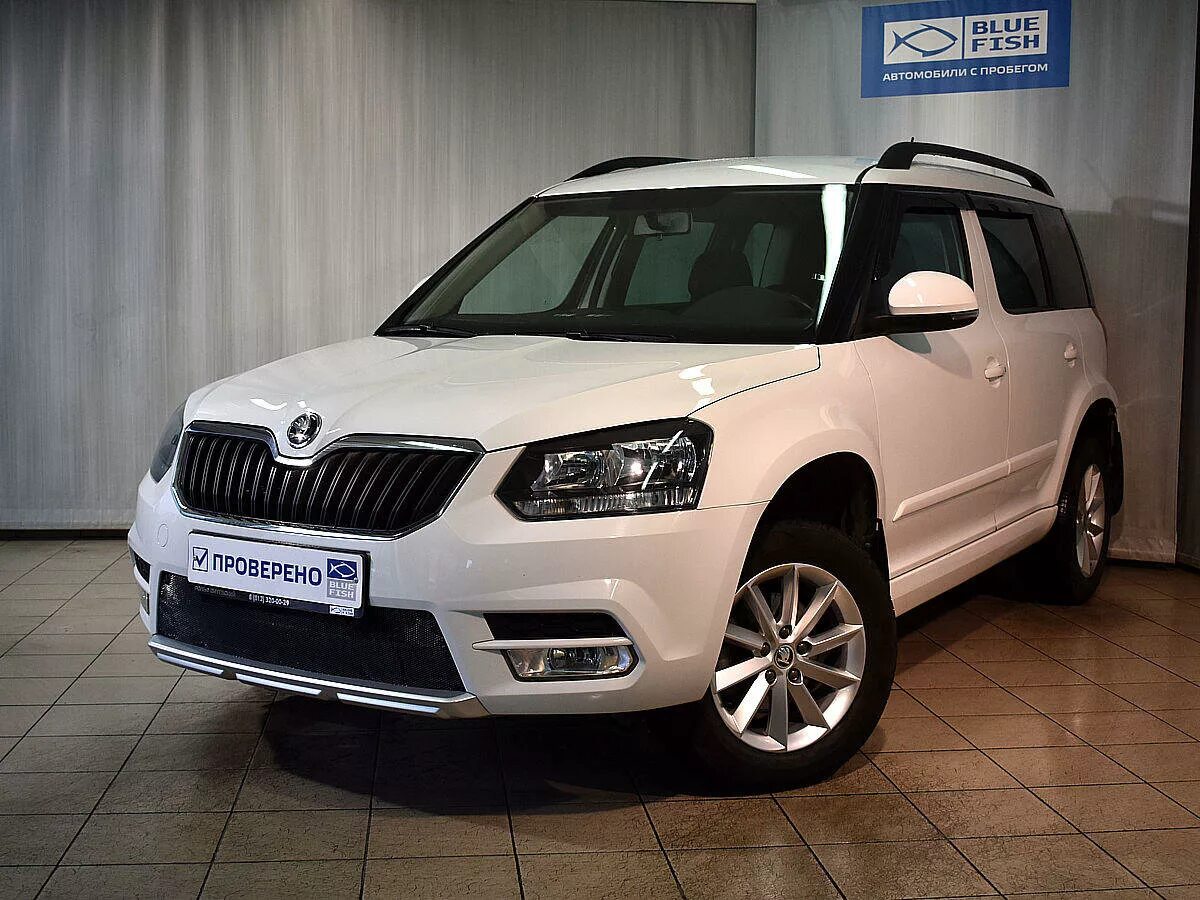 Авито машина шкода. Шкода етти 2016. Шкода Йети 2016 белая. Skoda Yeti 1.8 2016. Skoda Йети 2016.