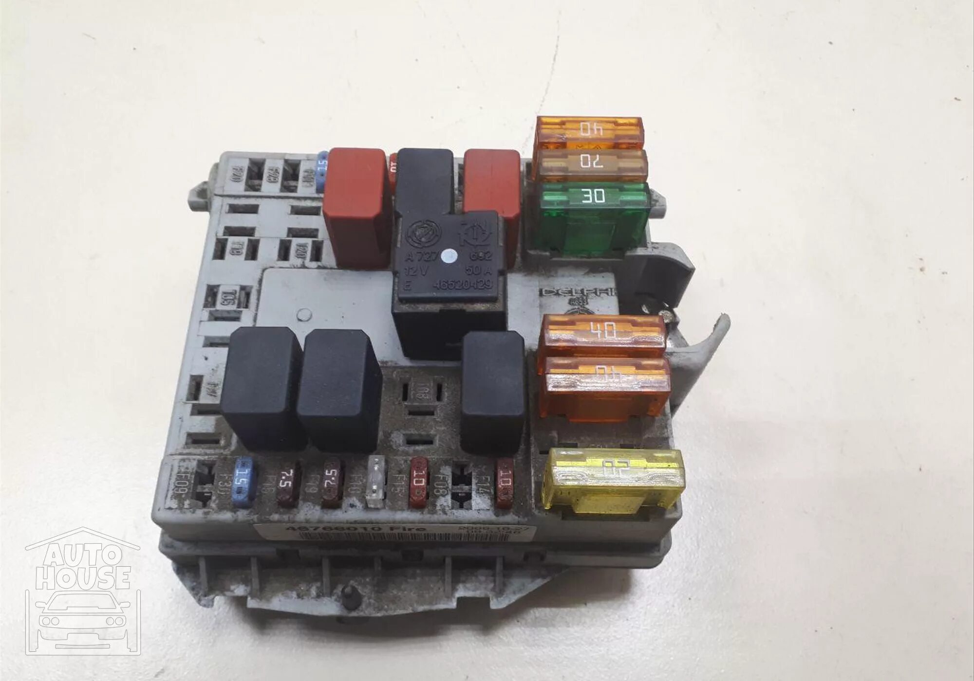 Блок предохранителей фиат альбеа. Блок предохранителей альбеа. 4. Щит предохранителей фиат альбеа. Блок предохранителей фиат добло 1.