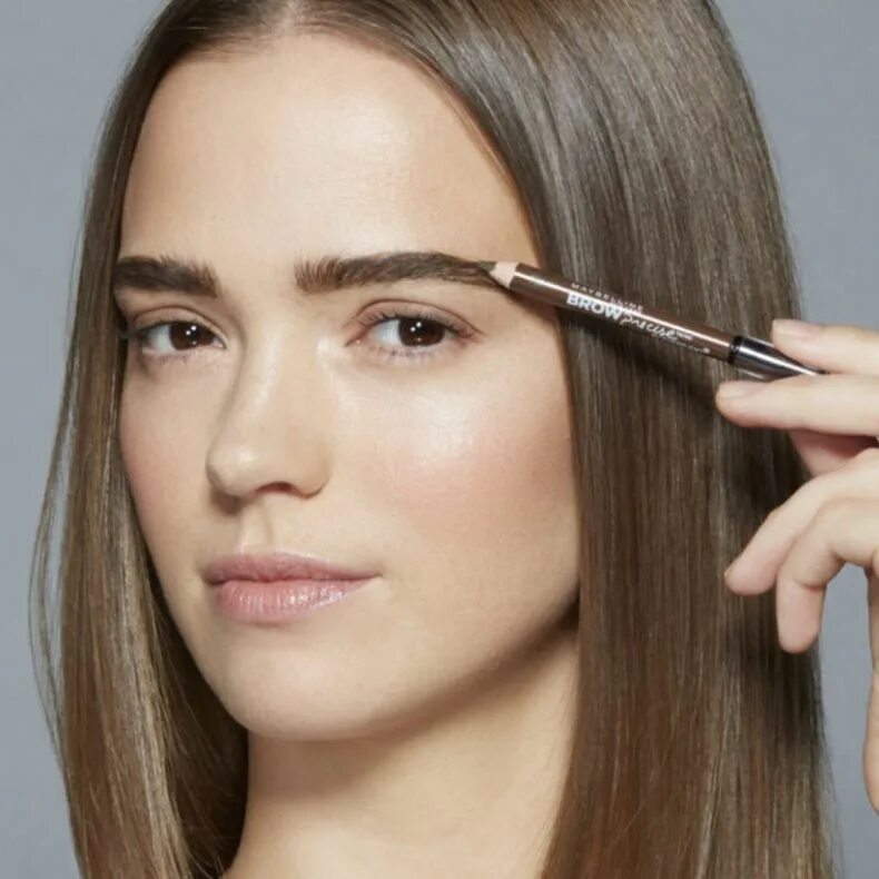 Брови накрашенные краской. Моделирование бровей. Красить брови краской для бровей. Красивая форма бровей. Басма и хна на брови.