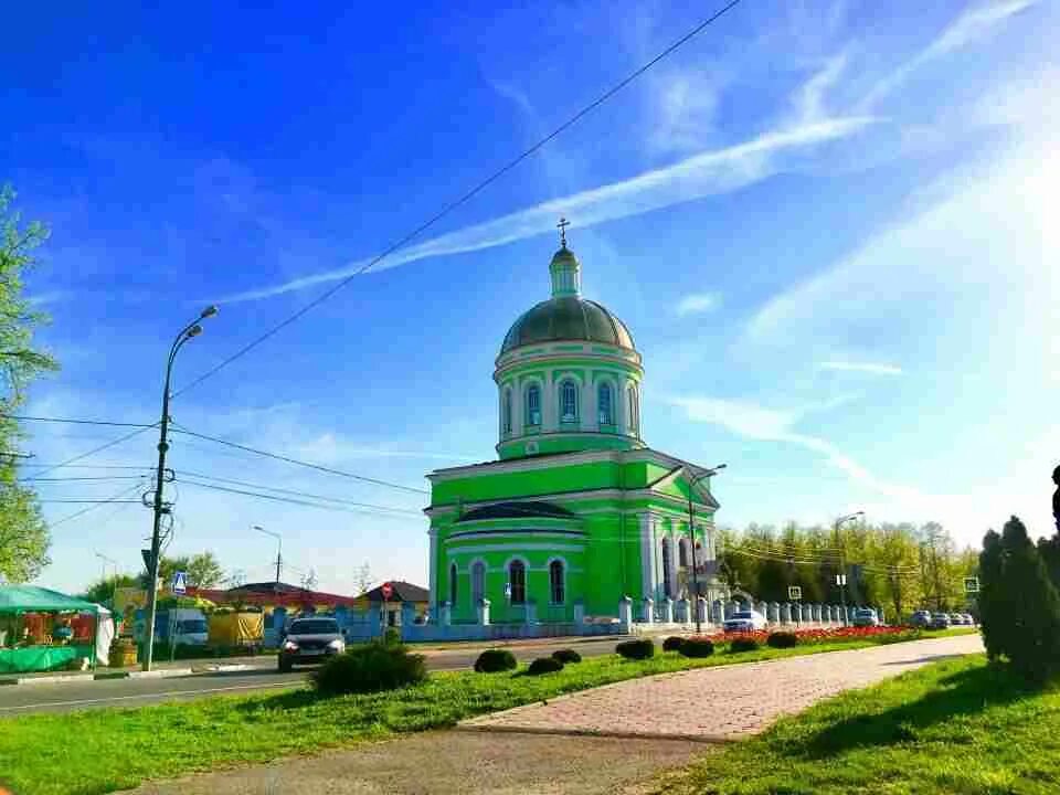 Троицкая Церковь Озеры. Храм в г Озеры Московская область. Троицкий храм город озёры. Церковь Святой Троицы (озёры).