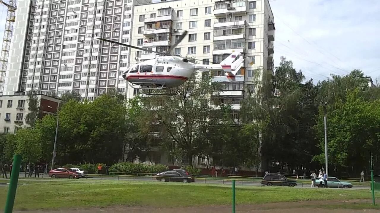 Река яуза северное медведково. Парк яуза в медведково. Что за шум в медведково. Проезд шокальского 49к1. Станция медведково москва.