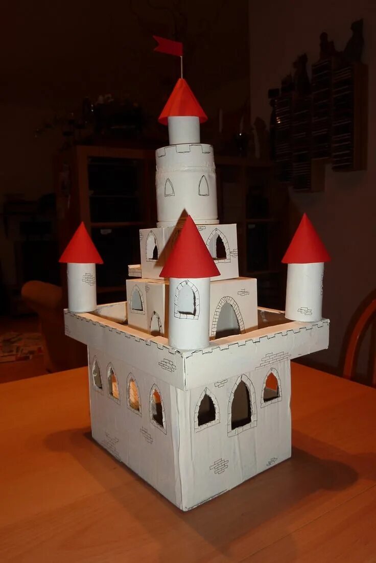 замок из картона. сделать замок из трубочки. замок из втулок. замок поделка. замок поделка.