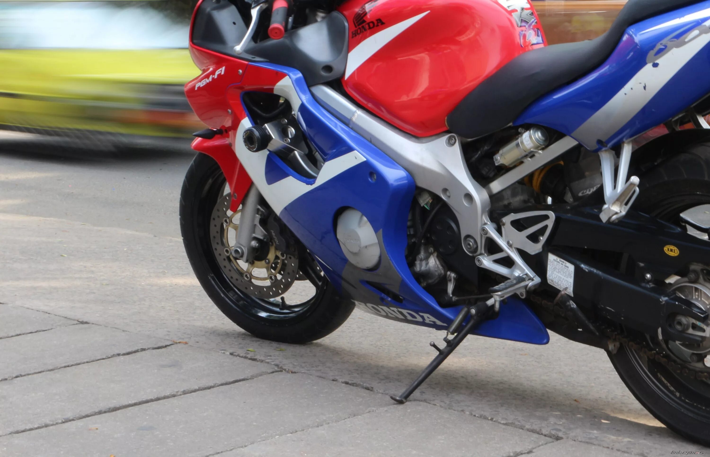 хонда сбр 600 ф4 i. Honda cbr 600f. Honda cbr 600 f4. Honda cbr 600 f4i sport. Honda f4 600.